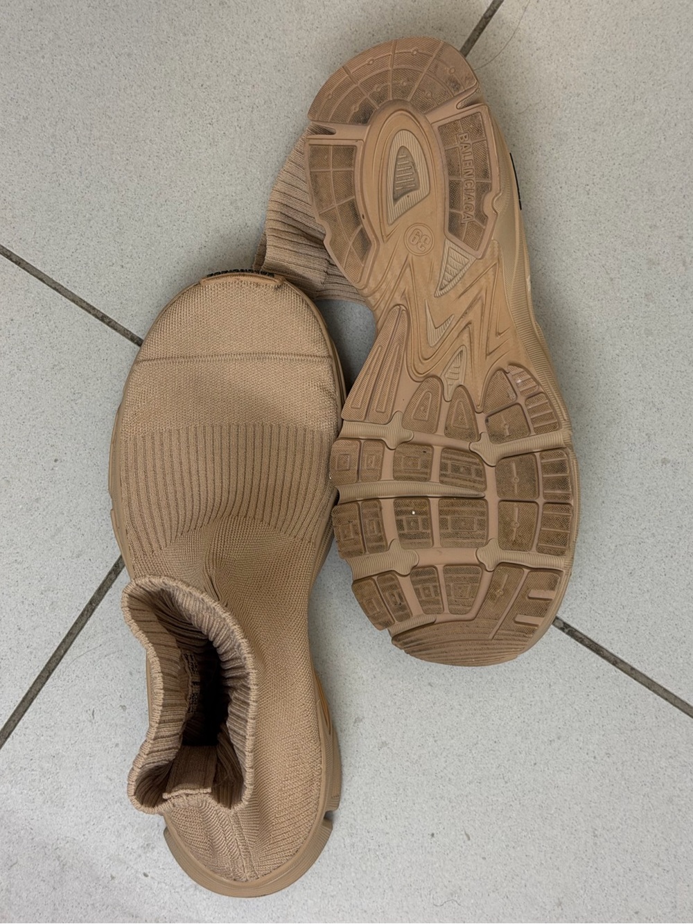 Balenciaga Speed 3.0 Knit Sock Sneakers Beige Size 39 - Picture 5 of 7